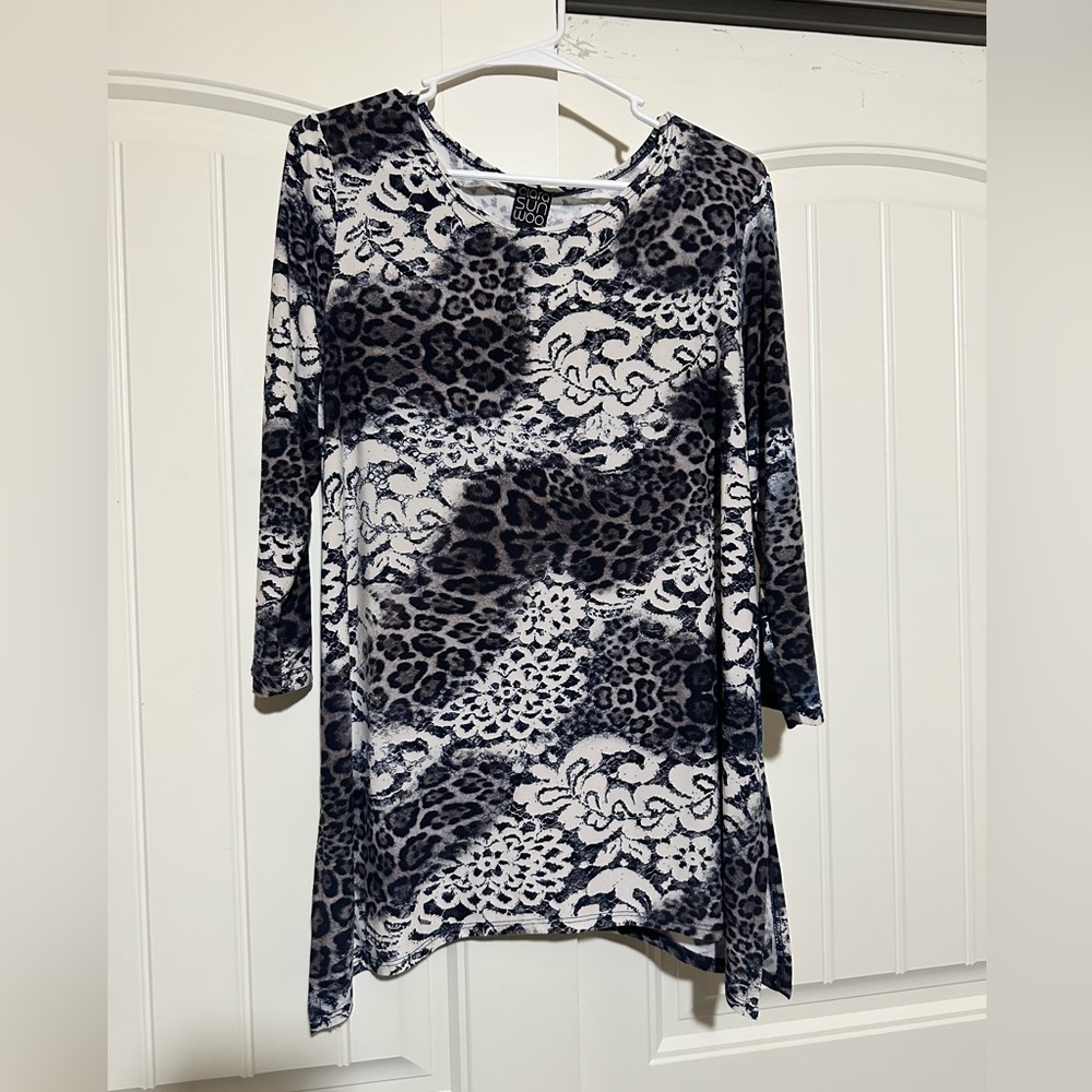 Clara Sun Woo Animal Leopard Print Long Sleeve Tunic Shirt sz large